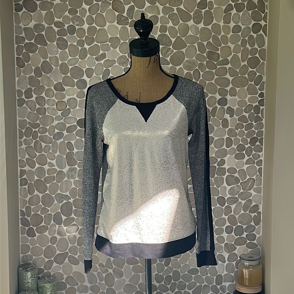 Apt. 9 Tri colored knit long sleeve top - size small